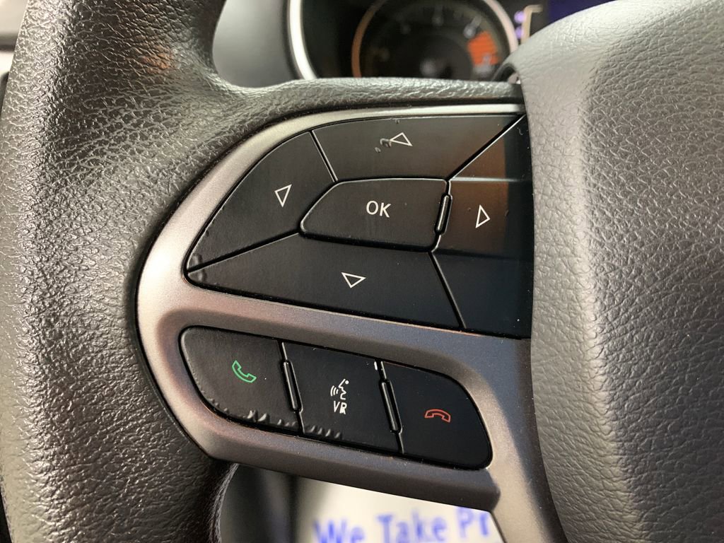 Used 2020 Jeep Cherokee Latitude FWD image 22
