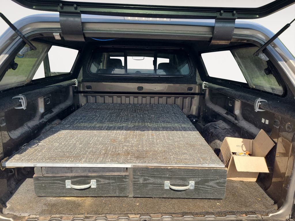 Used 2014 GMC Sierra 1500 SLT w/ SLT Crew Cab Value Package AWD/4WD image 21