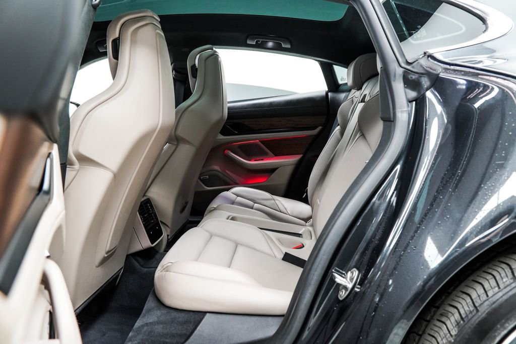 Used 2020 Porsche Taycan 4S image 18