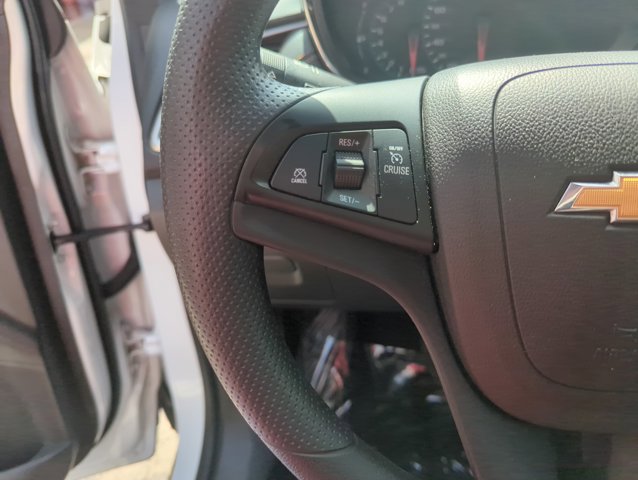 Used 2020 Chevrolet Trax LS w/ Tint and Cruise Package image 15