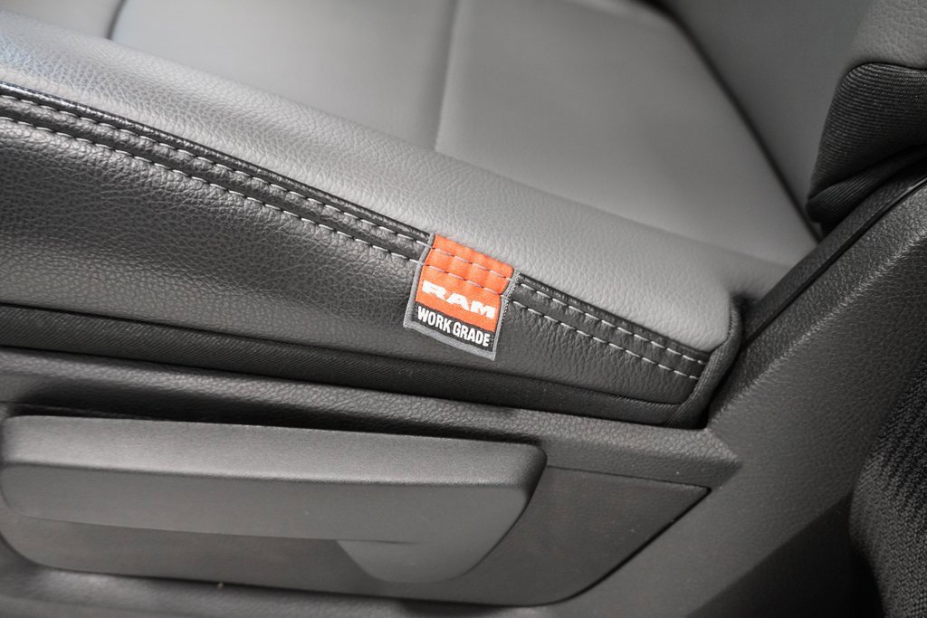 Used 2024 RAM 3500 Tradesman image 17