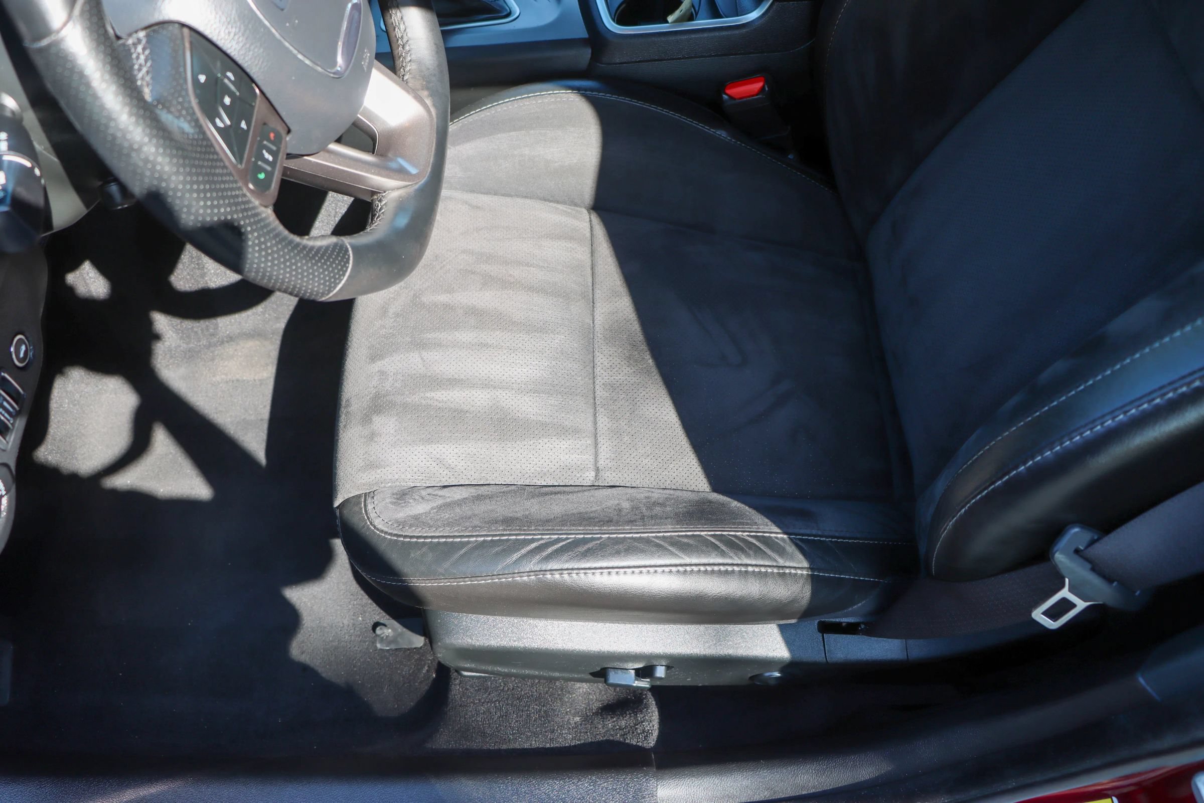 Used 2020 Dodge Charger Scat Pack w/ Dynamics Package RWD image 15