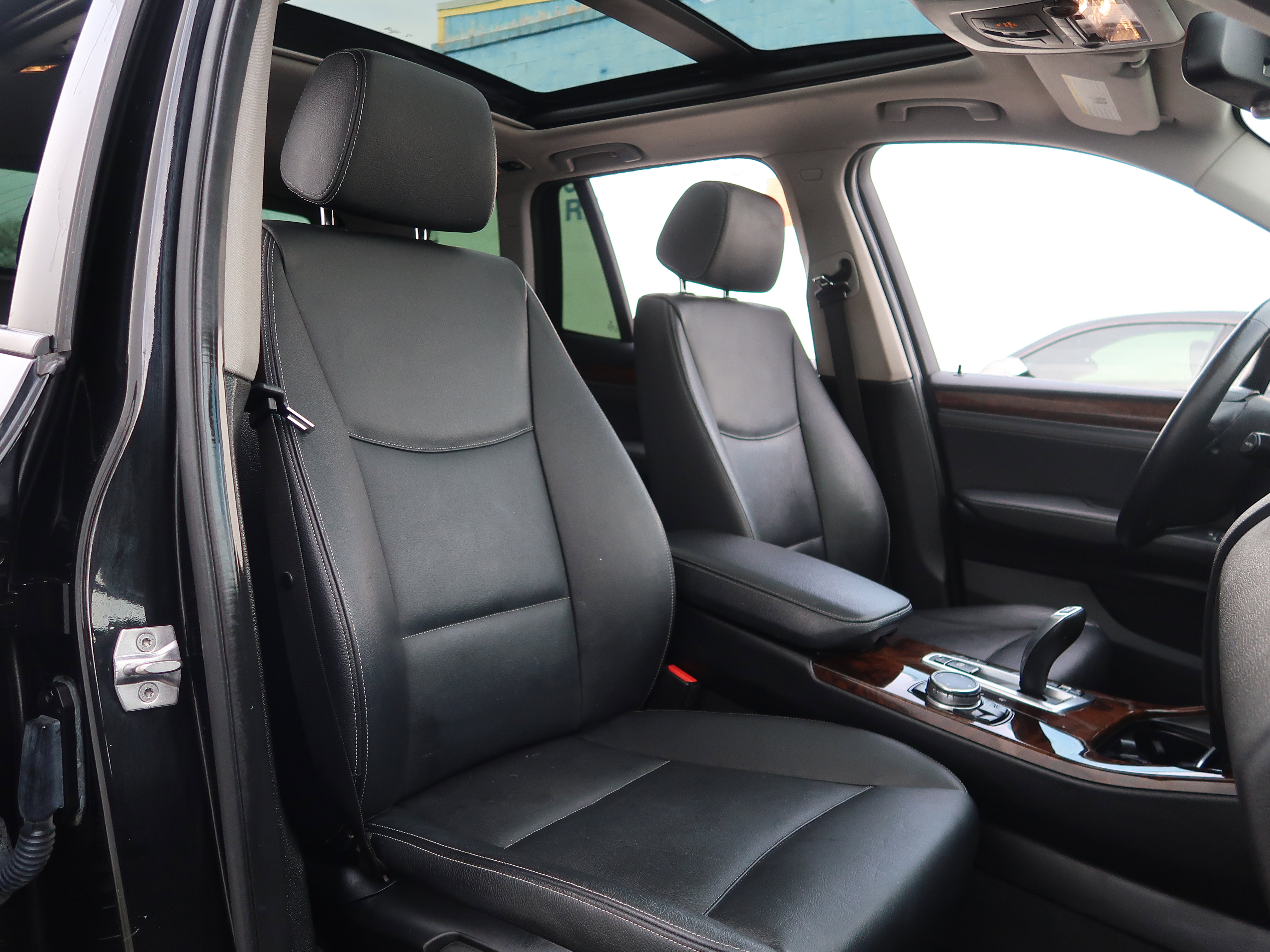 Used 2016 BMW X3 xDrive28d image 13