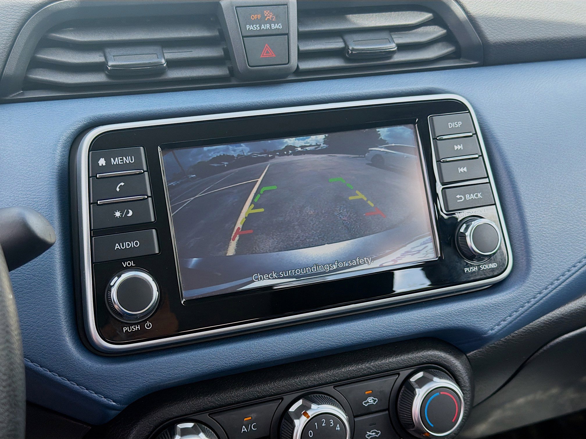 Used 2025 Nissan Versa SV image 13