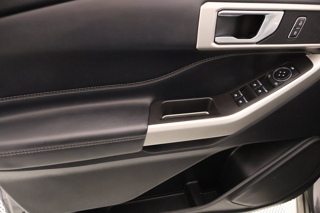 Used 2023 Ford Explorer XLT w/ Equipment Group 202A image 16