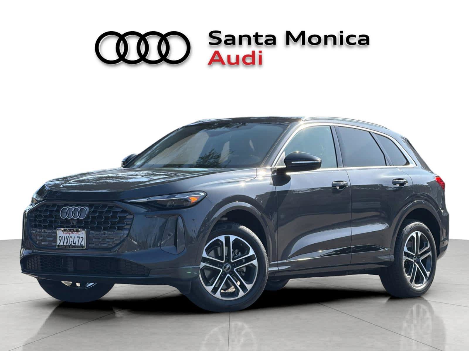 Used 2025 Audi Q5 Premium w/ Convenience Package AWD/4WD image 1