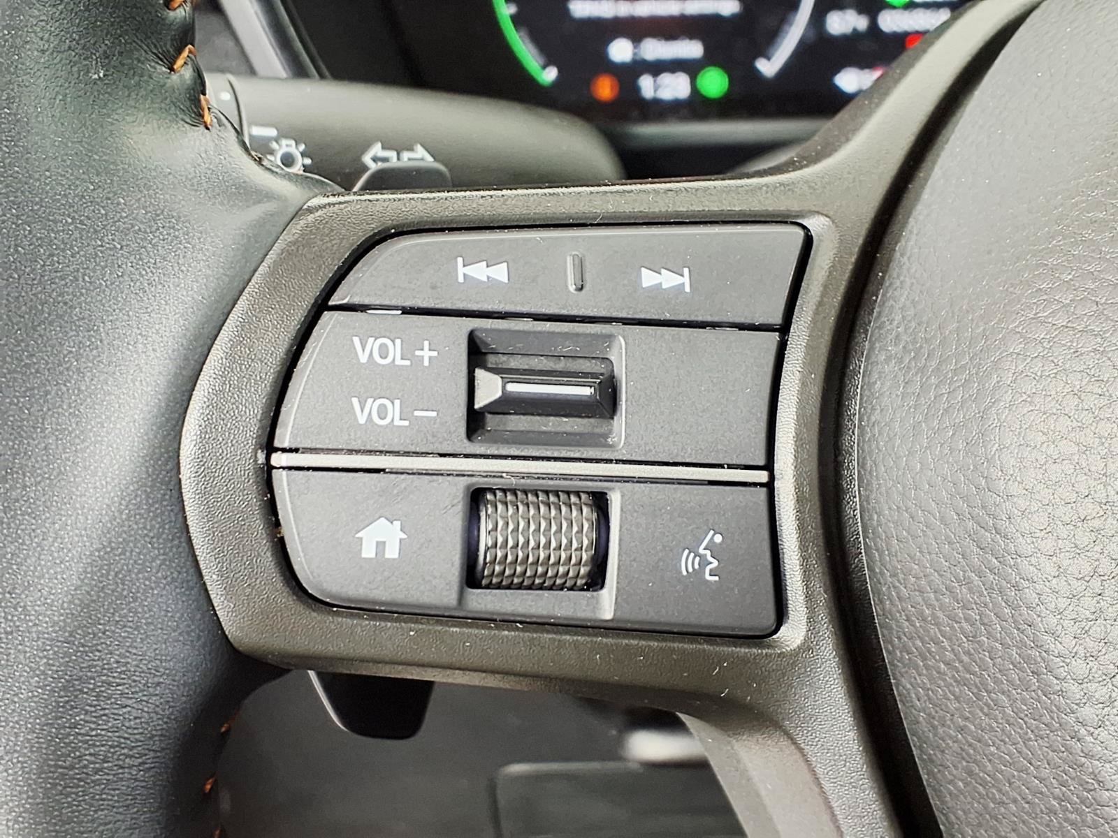 Used 2025 Honda CR-V Sport-L image 16