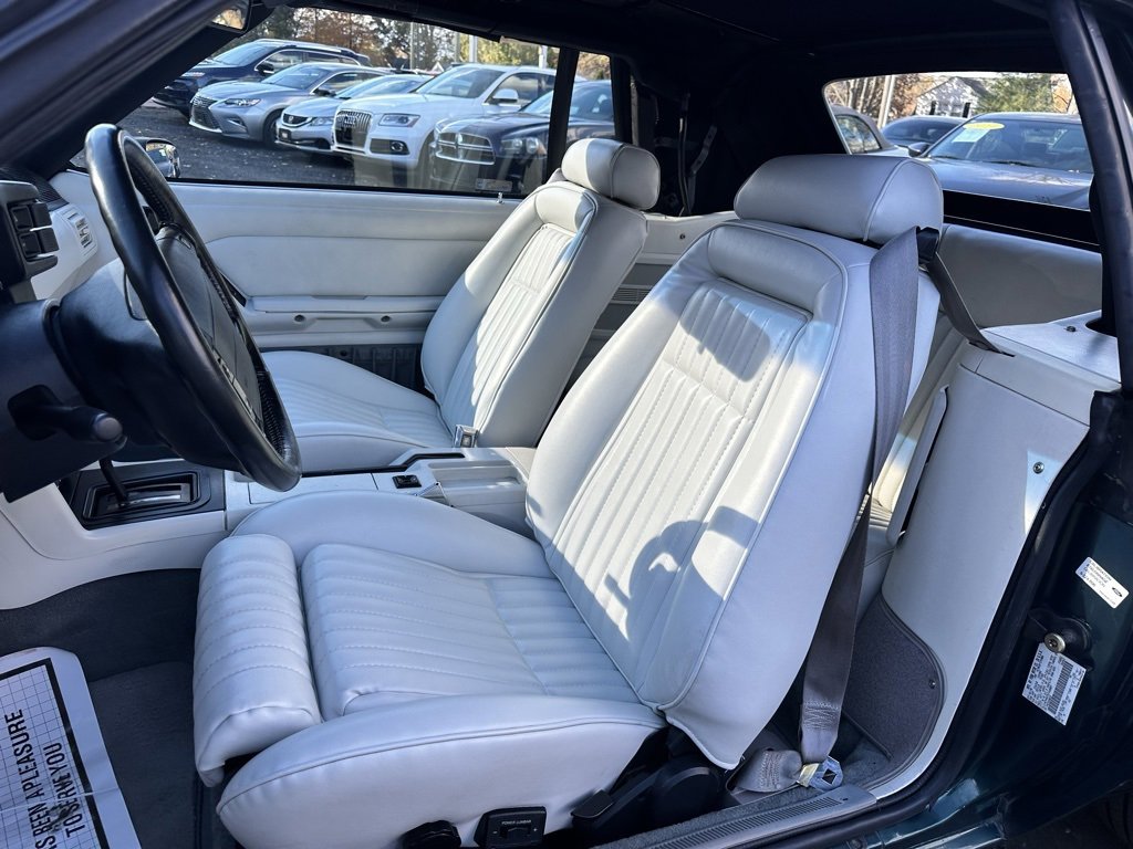 Used 1990 Ford Mustang LX image 15