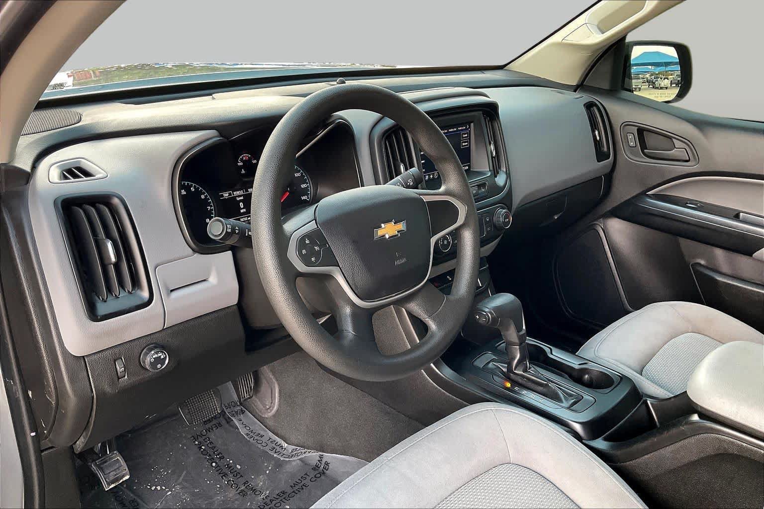 Used 2021 Chevrolet Colorado W/T w/ Custom Special Edition RWD image 17