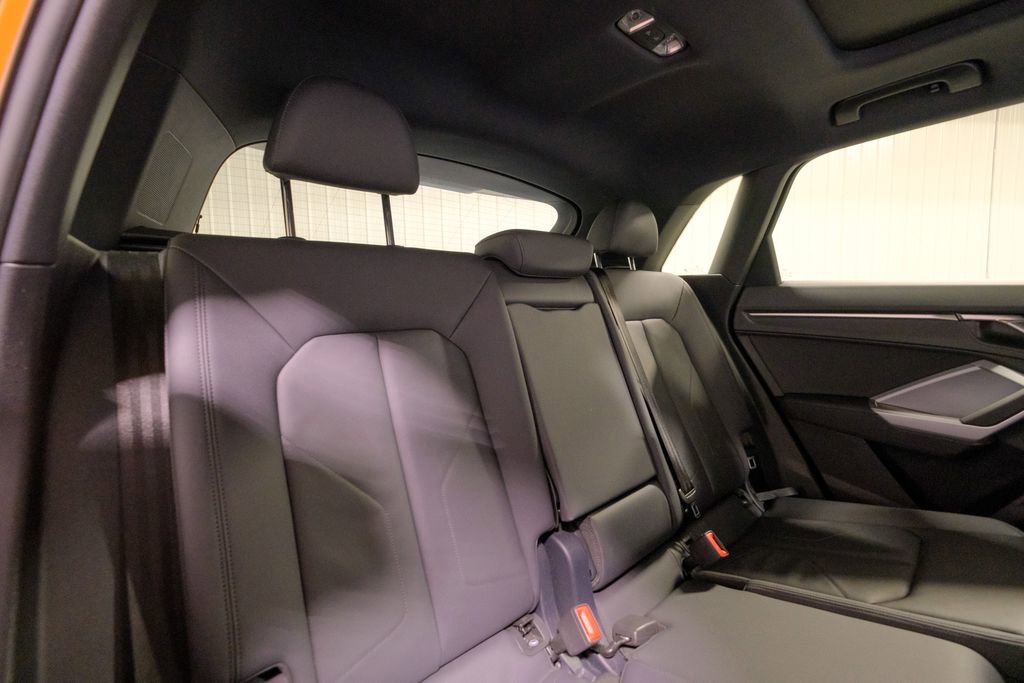 Used 2025 Audi Q3 2.0T Premium image 20
