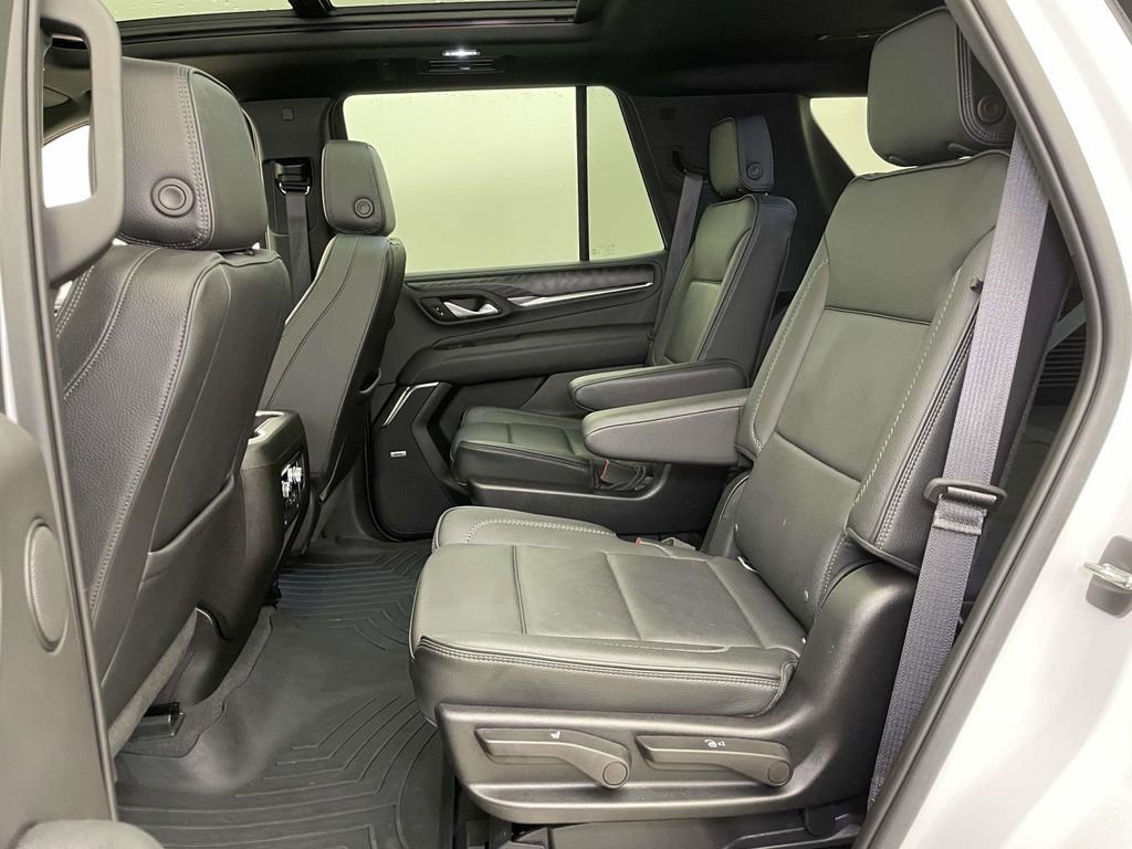 Used 2022 GMC Yukon Denali w/ Denali Premium Package image 19