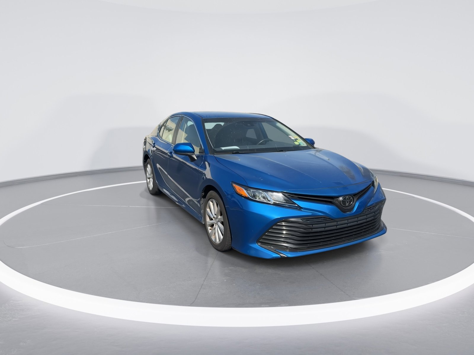 Used 2019 Toyota Camry LE video 2