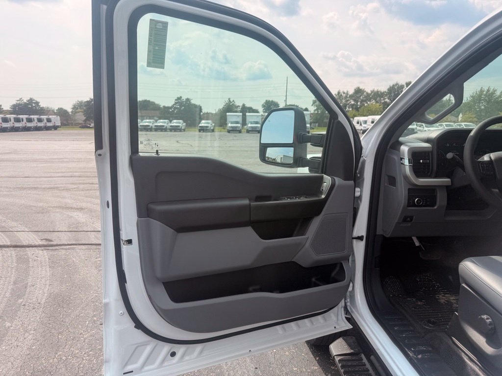 New 2026 Ford F350 XL AWD/4WD image 16