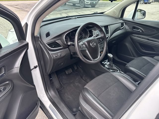 Used 2022 Buick Encore Preferred w/ Safety Package AWD/4WD image 47