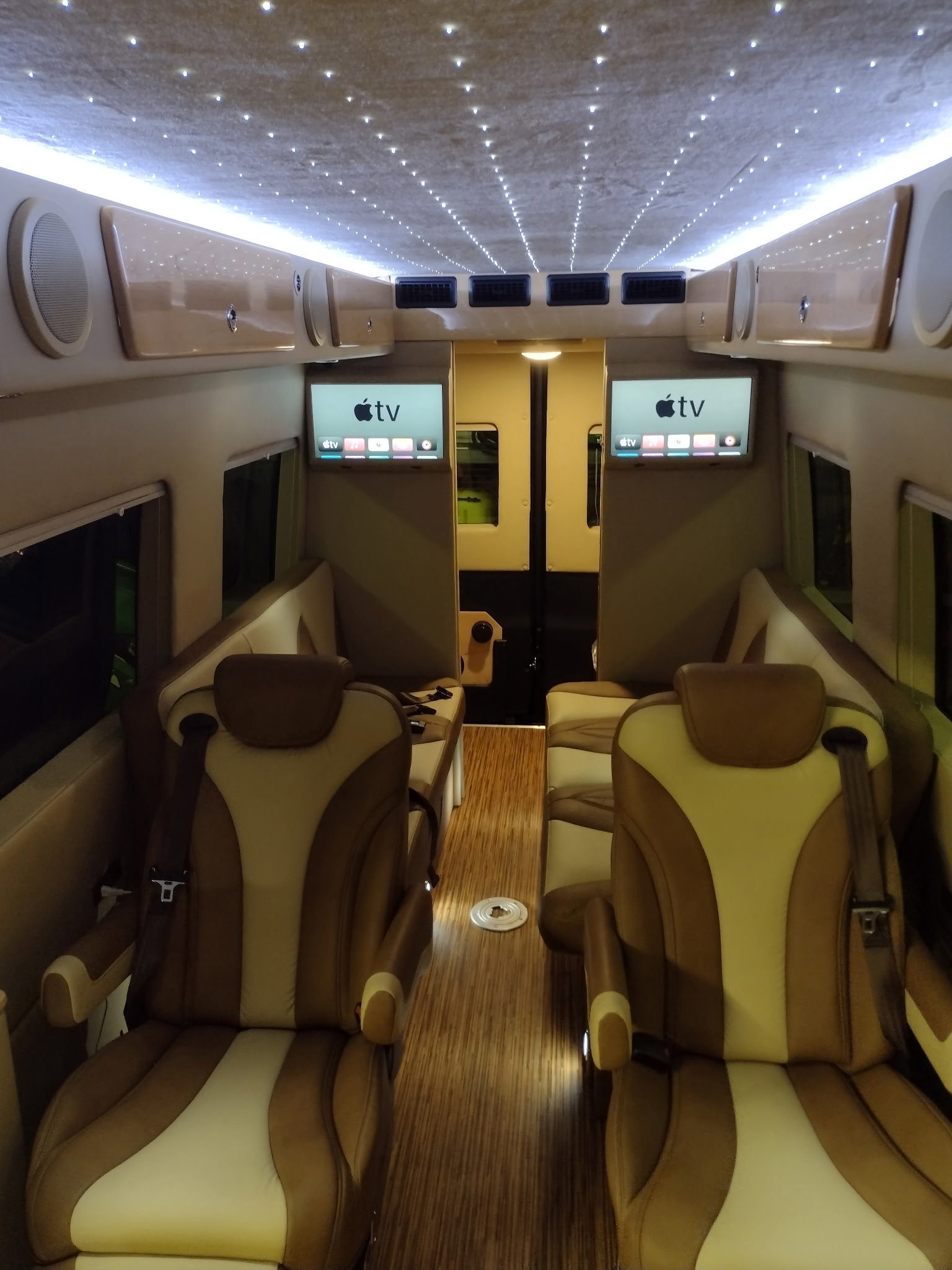 Used 2022 Mercedes-Benz Sprinter 3500 image 17