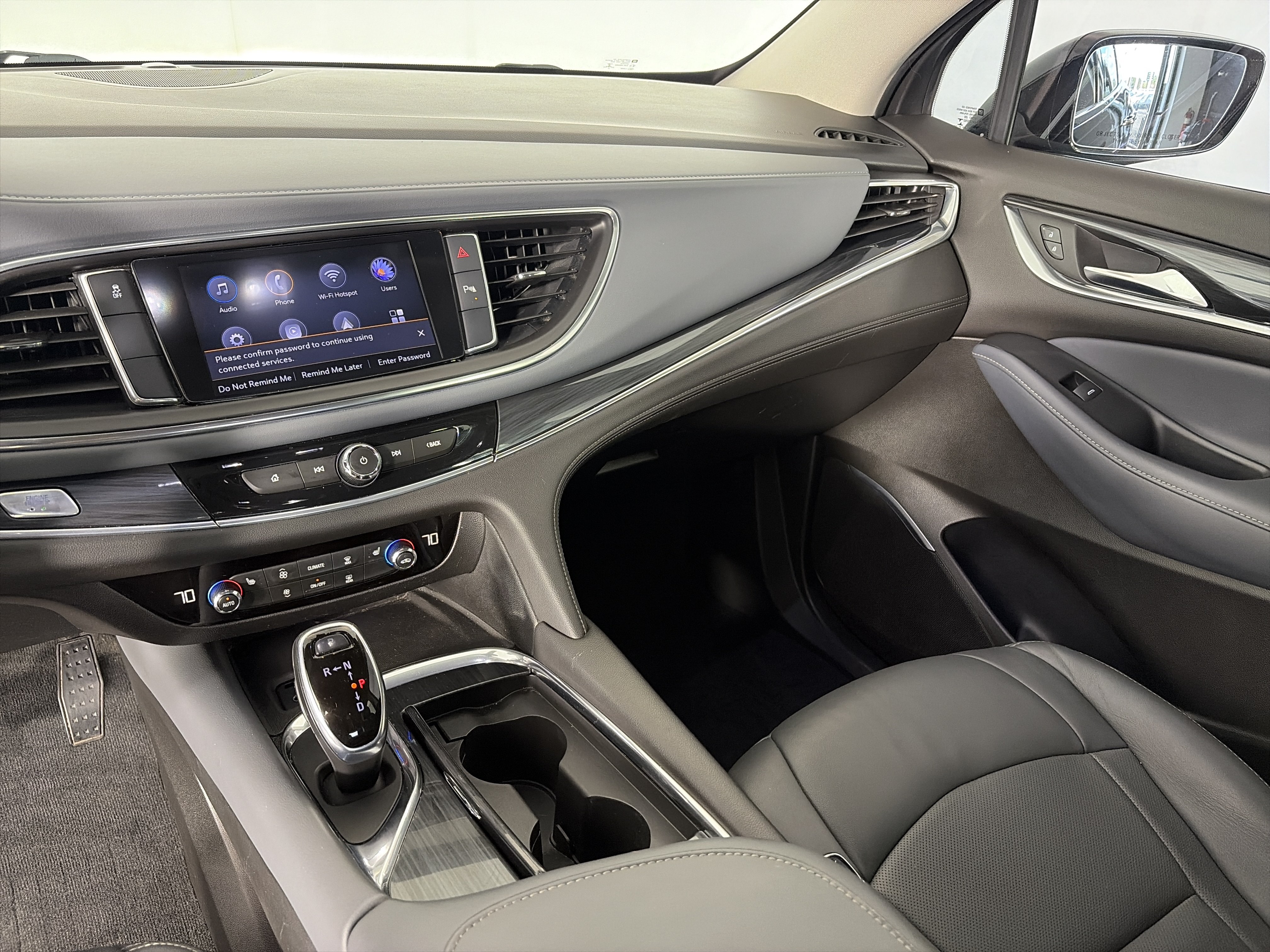 Certified 2021 Buick Enclave Essence w/ Sport Touring Edition FWD image 4