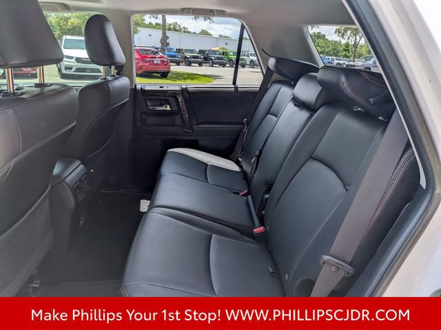 Used 2023 Toyota 4Runner TRD Off-Road Premium w/ Moonroof Package AWD/4WD image 13