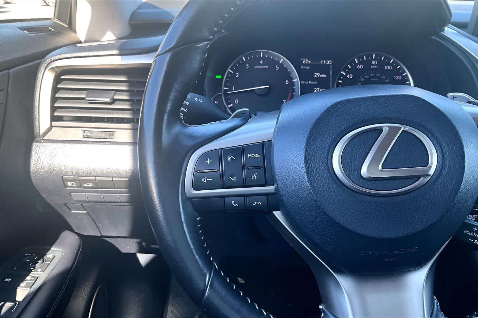 Used 2020 Lexus RX 350L Premium w/ Premium Package AWD/4WD image 24