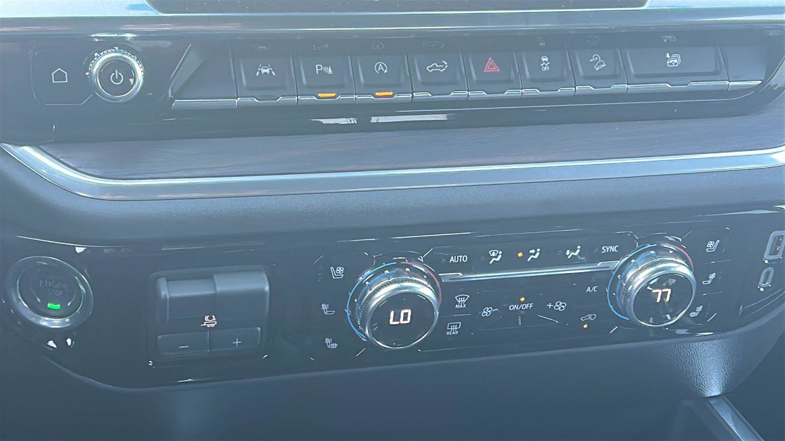 New 2026 GMC Sierra 1500 SLT w/ SLT Premium Plus Package image 25