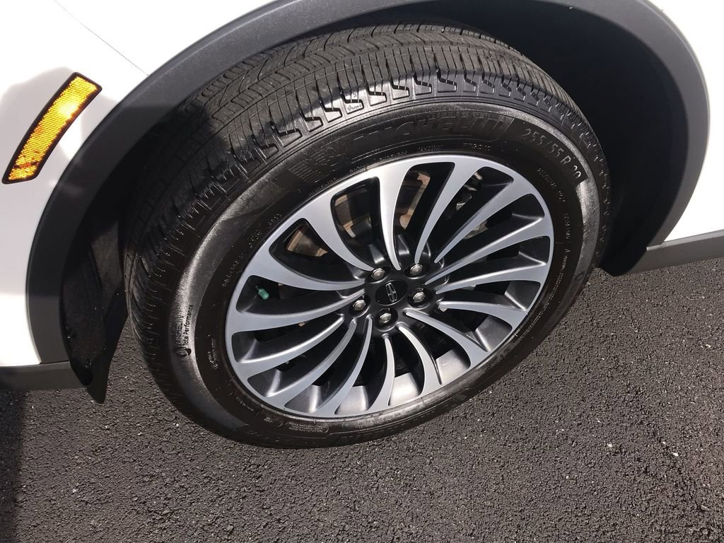 Used 2023 Lincoln Aviator AWD w/ Premium Package image 10