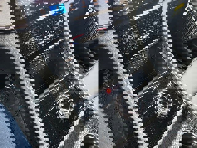 New 2025 Jeep Grand Cherokee L Limited w/ Trailer Tow Package image 21