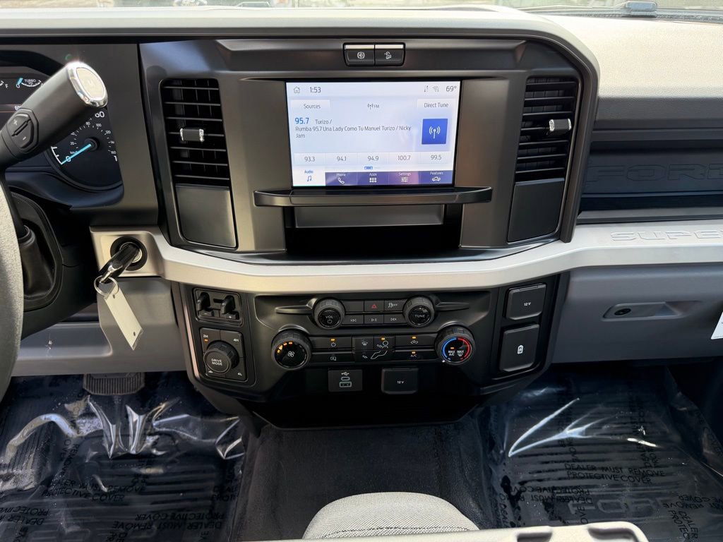 Used 2025 Ford F350 XL w/ XL Driver Assist Package image 22
