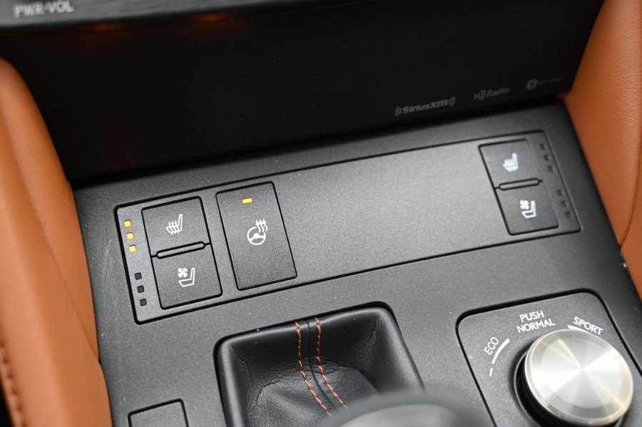 Used 2019 Lexus RC 300 AWD w/ Premium Package image 30