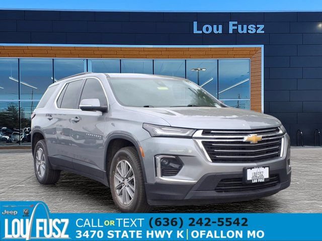 Used 2023 Chevrolet Traverse LT AWD/4WD image 1