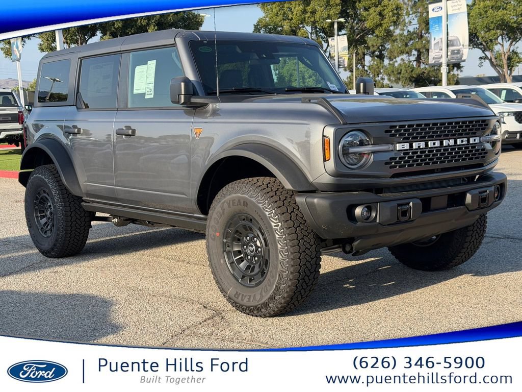 New 2026 Ford Bronco Badlands w/ Sasquatch Package