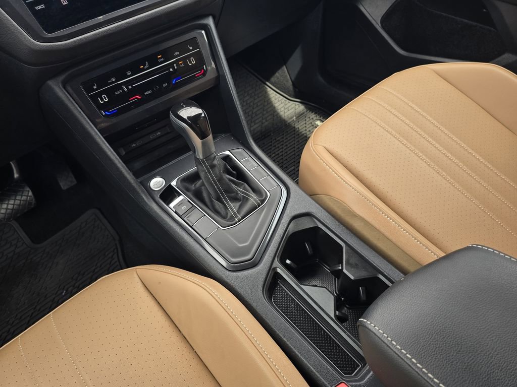 Used 2024 Volkswagen Tiguan SE image 17