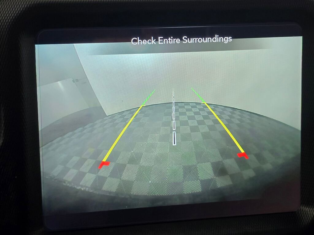 Used 2022 Jeep Wrangler Unlimited Sahara w/ Cold Weather Group image 32