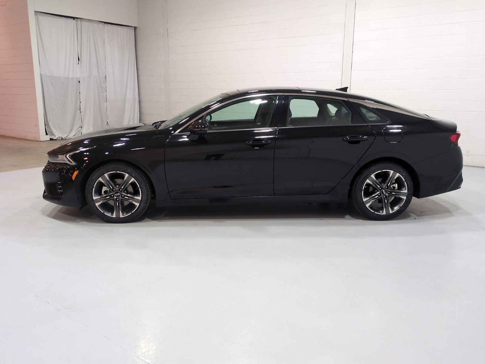 Certified 2021 Kia K5 EX w/ EX Premium Package FWD image 6