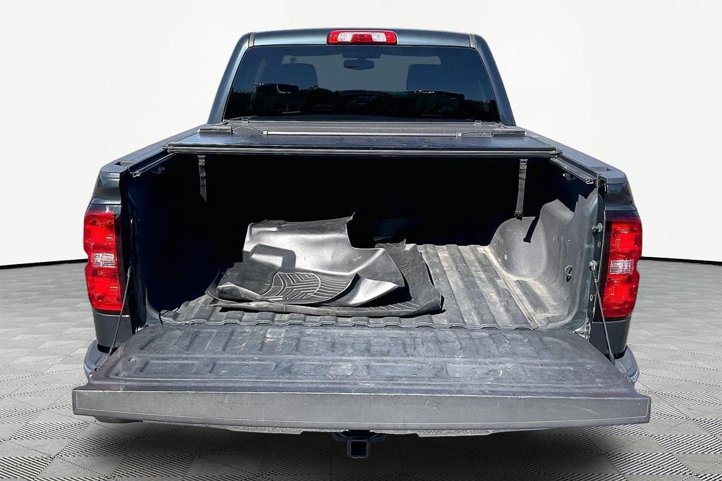 Used 2018 Chevrolet Silverado 1500 LT w/ All Star Edition AWD/4WD image 7