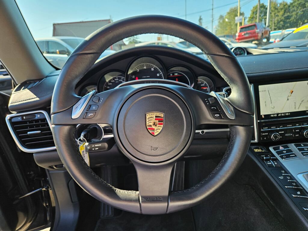 Used 2012 Porsche Panamera 4 image 22