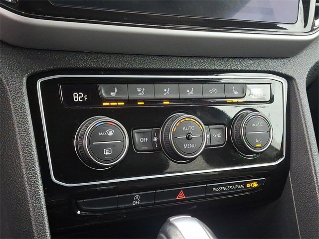 Used 2022 Volkswagen Atlas Cross Sport SE image 26