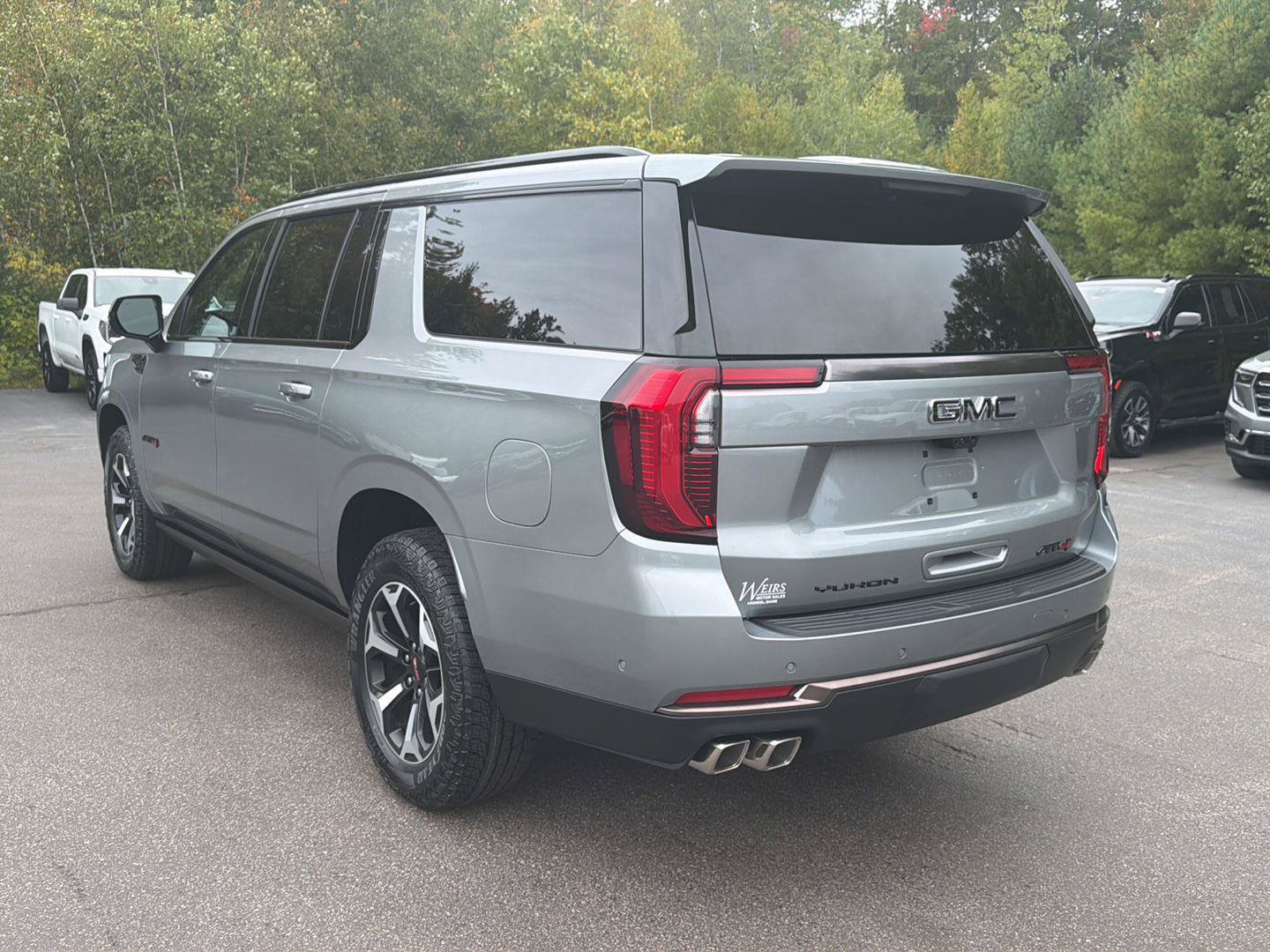 New 2027 GMC Yukon XL AT4 Ultimate AWD/4WD image 3
