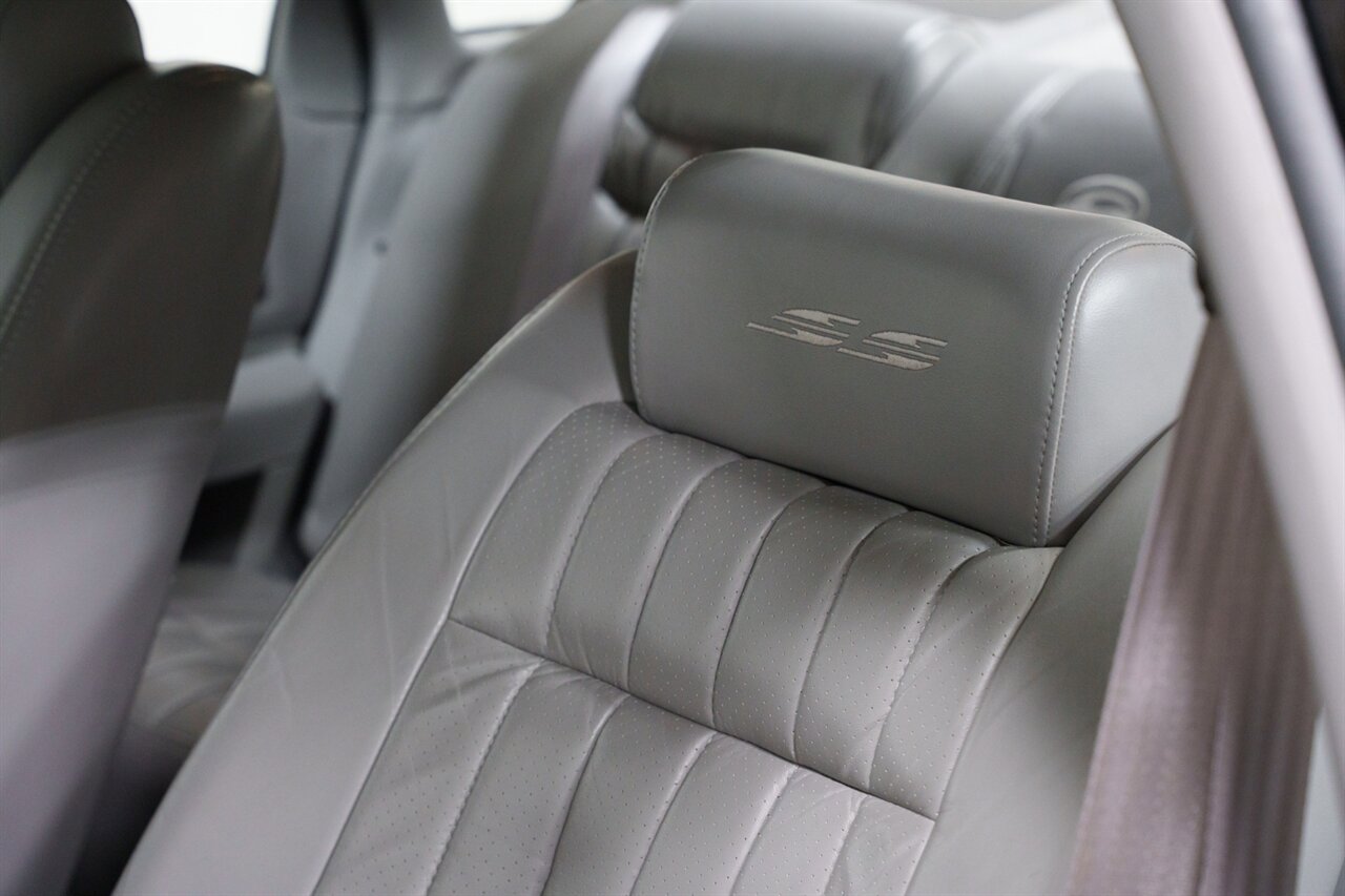 Used 1996 Chevrolet Impala SS RWD image 11