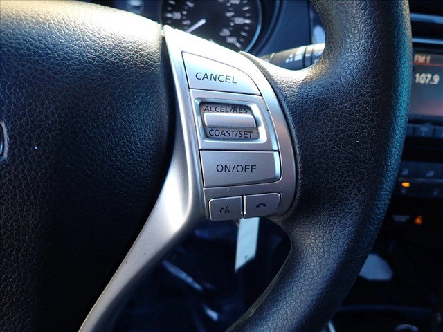 Used 2015 Nissan Rogue S FWD image 14