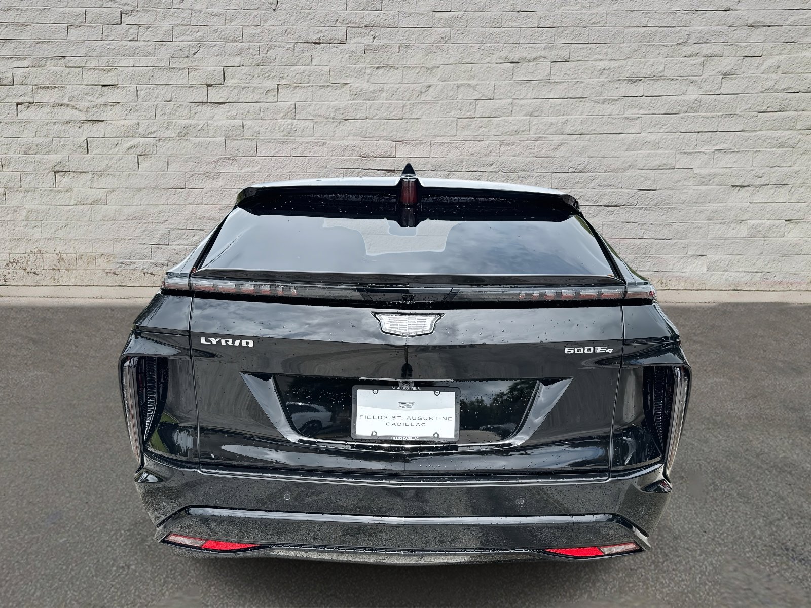 New 2025 Cadillac Lyriq Sport image 4