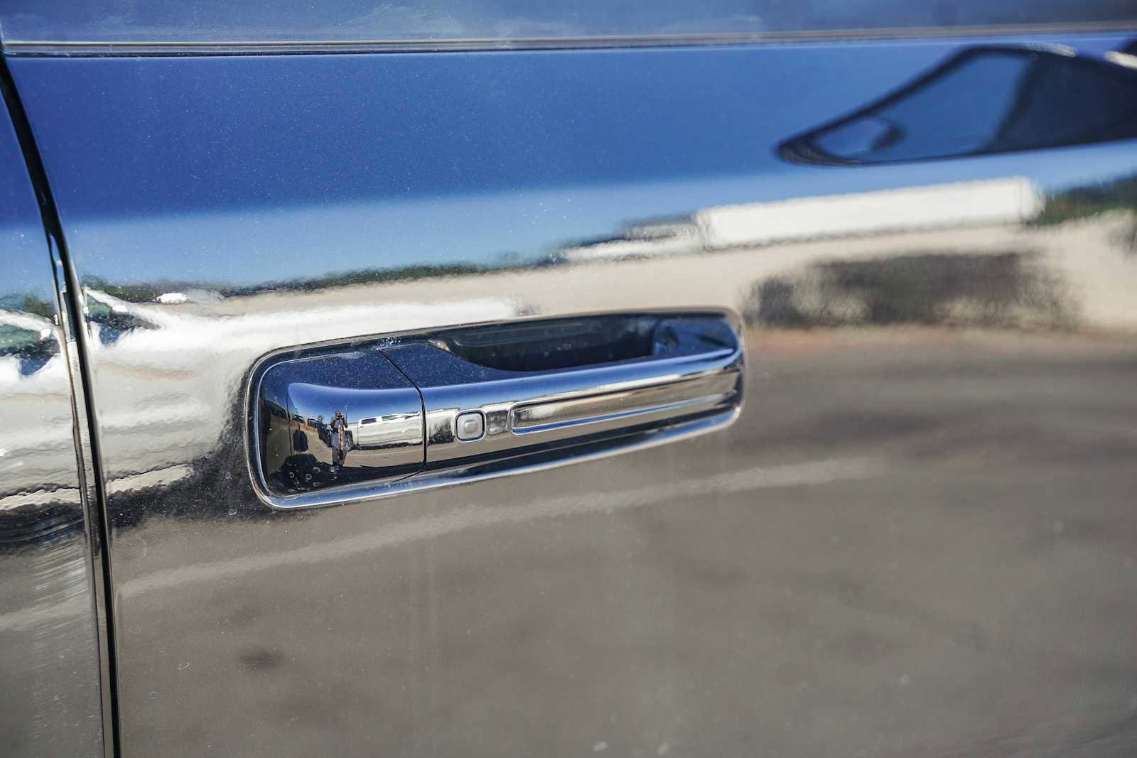 Used 2021 RAM 1500 Limited w/ Night Edition image 27