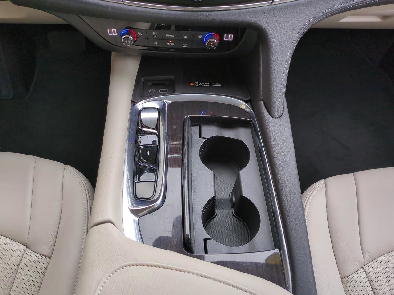 Used 2024 Buick Enclave Essence w/ Technology Package image 19