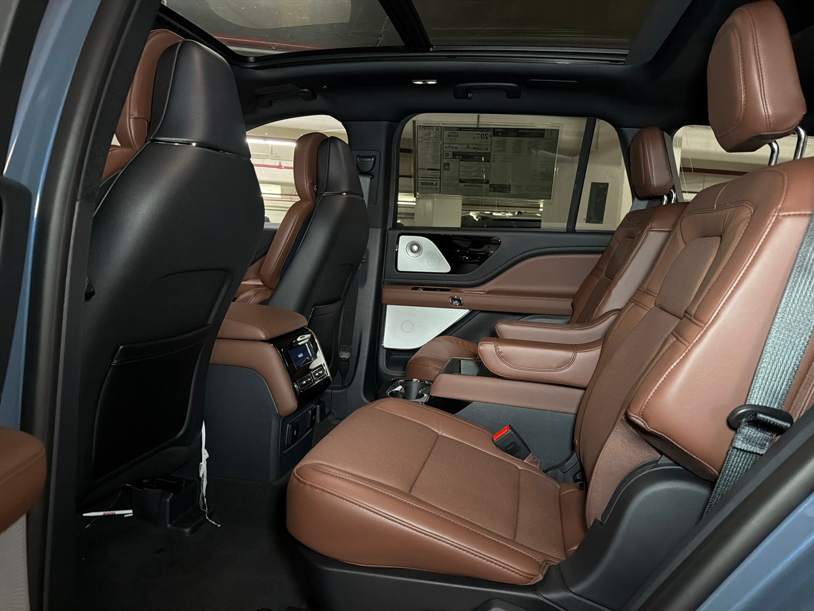 New 2027 Lincoln Aviator Reserve AWD/4WD image 21