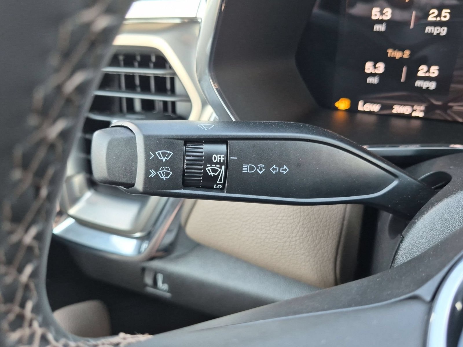 New 2026 GMC Canyon Denali AWD/4WD image 15