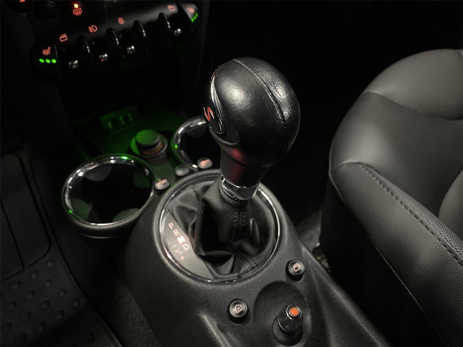 Used 2015 MINI Cooper Roadster S image 26