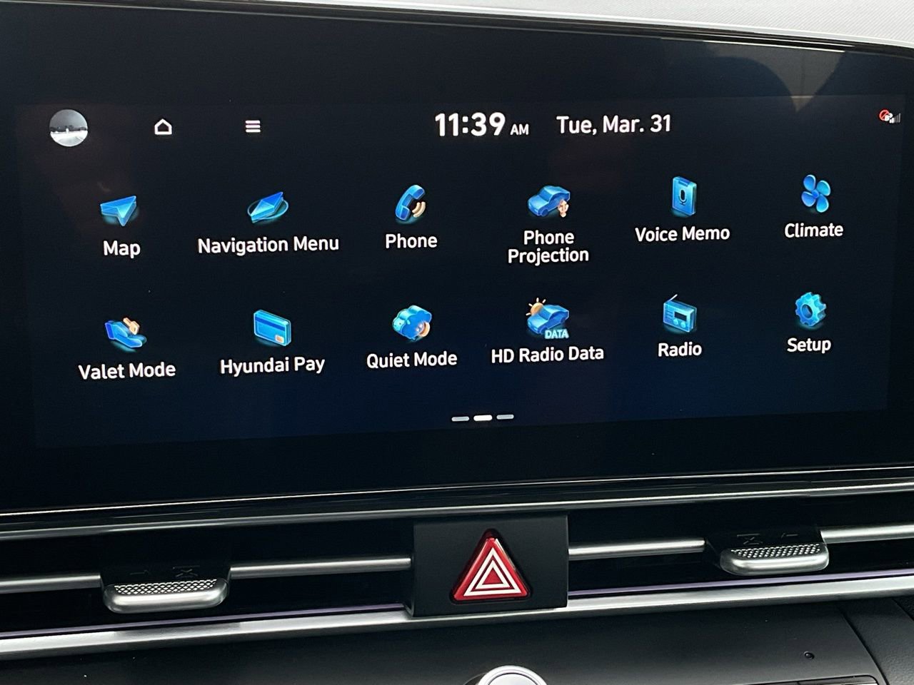 Used 2025 Hyundai Elantra SEL image 33