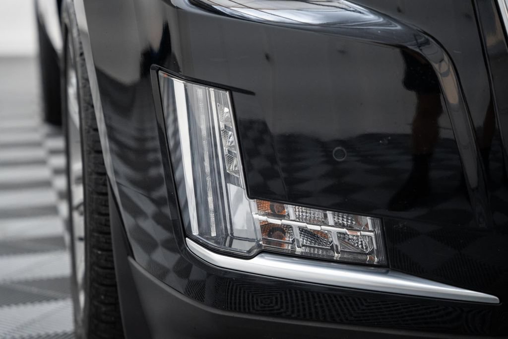 Used 2016 Cadillac Escalade Premium AWD/4WD image 15