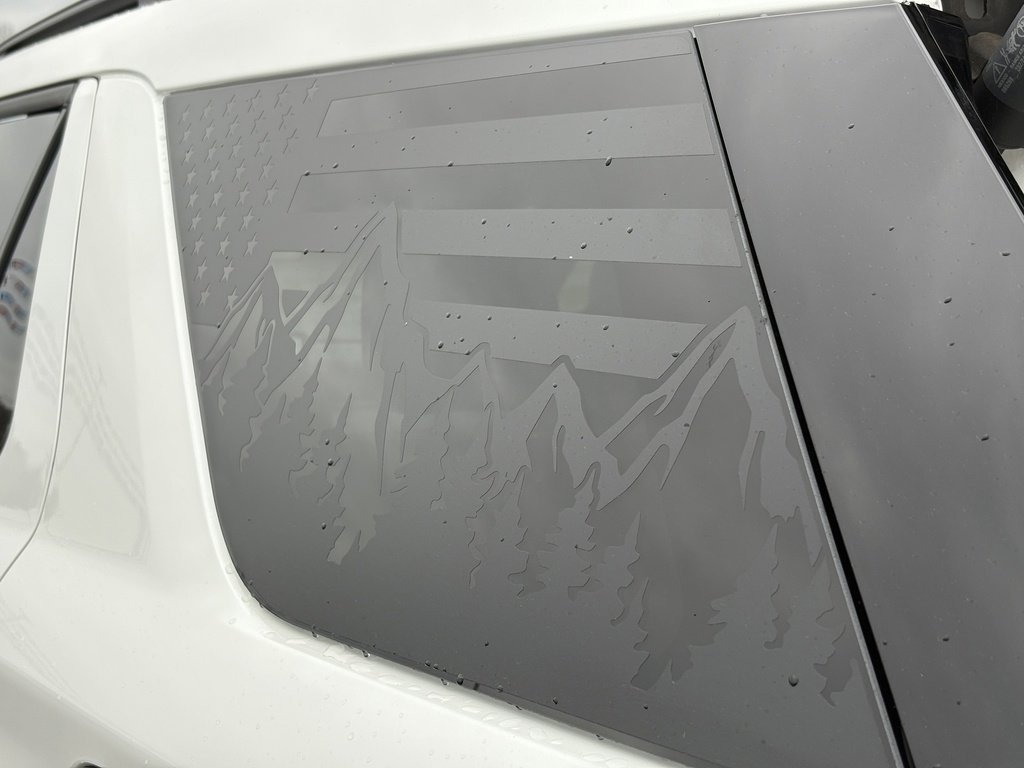 Used 2025 Ford Explorer ST-Line image 19