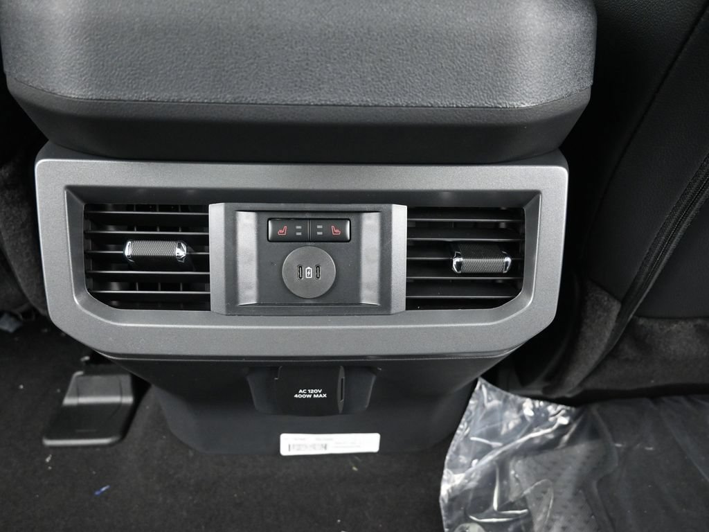 New 2026 Ford F250 Lariat w/ Black Appearance Package AWD/4WD image 29