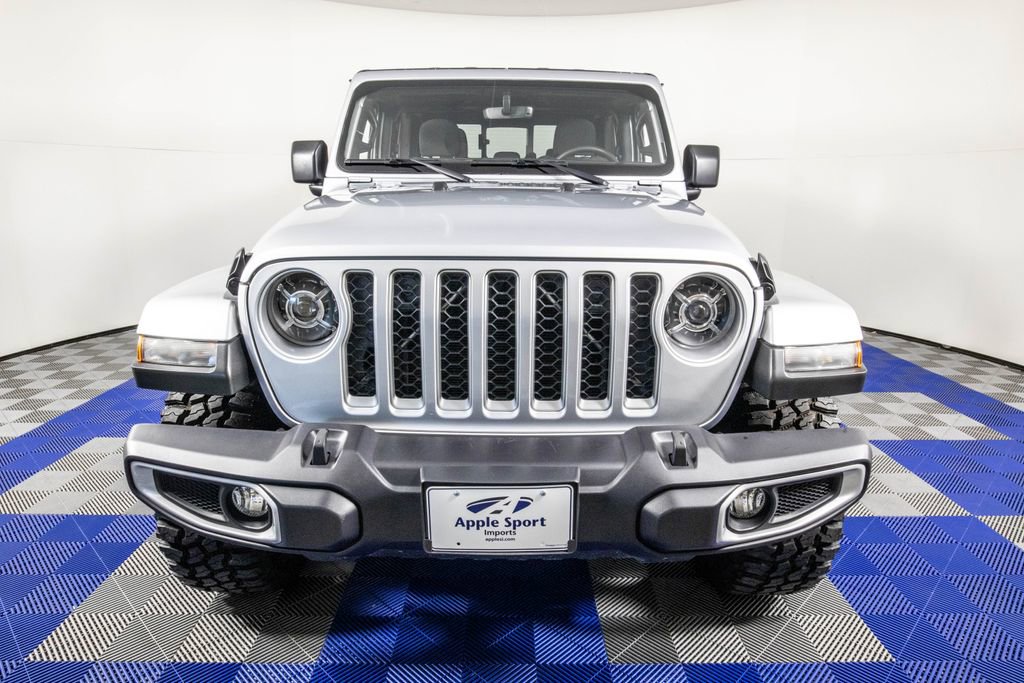 Used 2023 Jeep Gladiator Overland image 2