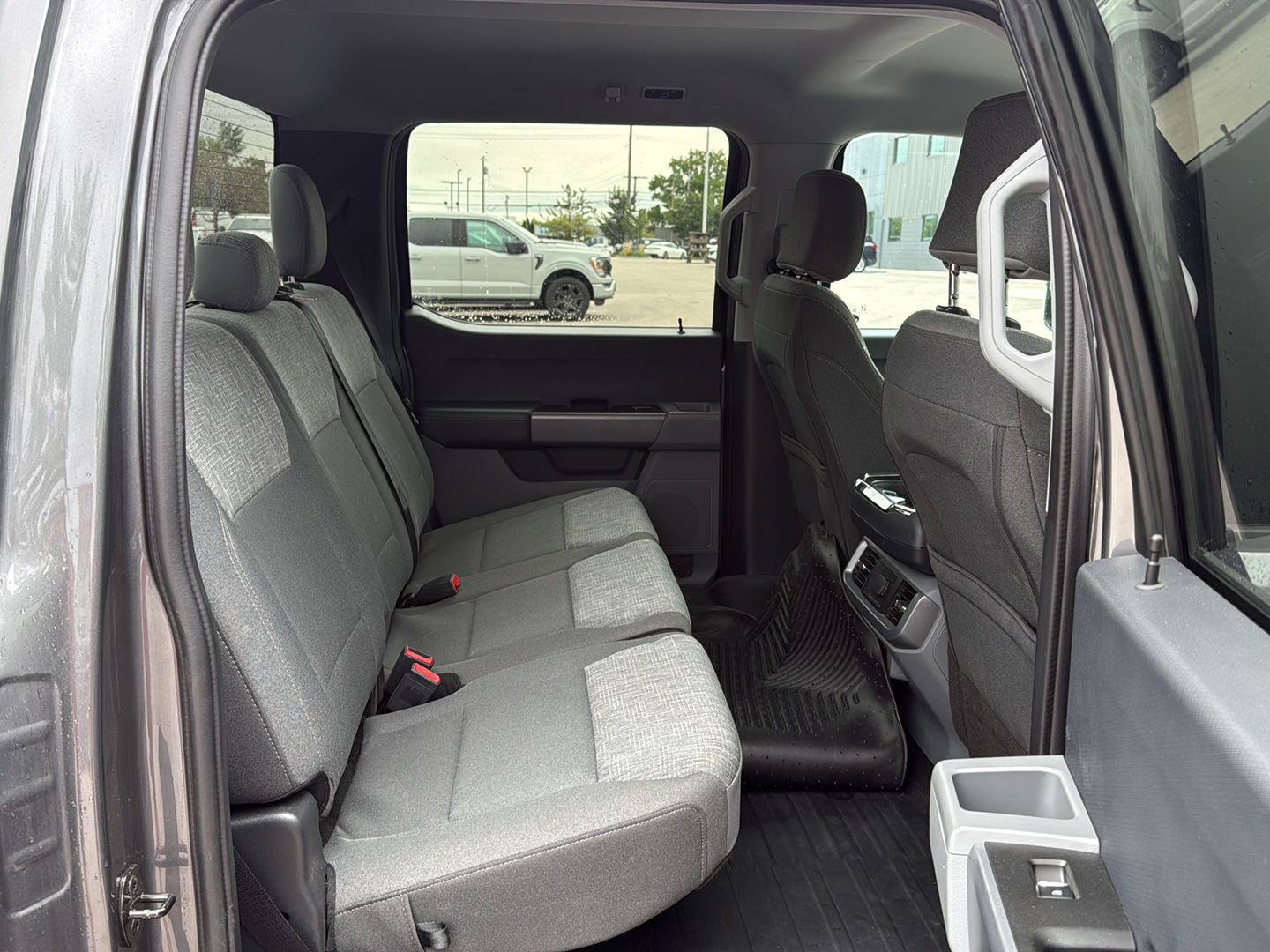 Used 2022 Ford F150 XLT w/ Trailer Tow Package AWD/4WD image 11